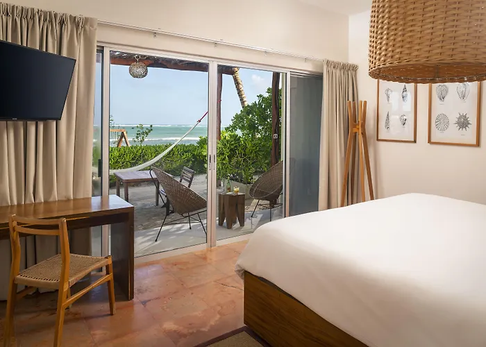 Mereva Hotel 4*