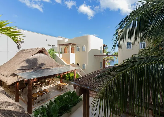 Mereva Hotel 4*
